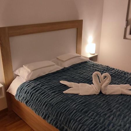 Apartmani Stari Aerodrom Ποντγορίτσα Εξωτερικό φωτογραφία