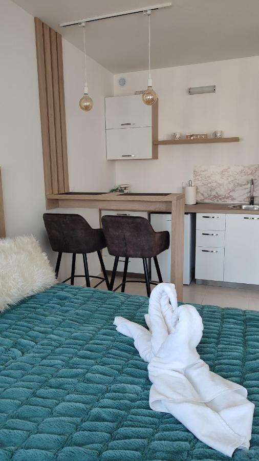 Apartmani Stari Aerodrom Ποντγορίτσα Εξωτερικό φωτογραφία